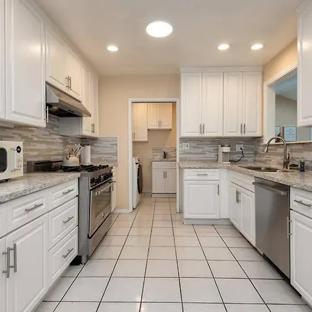 Apartamento Luxury 3Br House W/ Jacuzzi & Big Backyard! Los Ángeles Exterior foto